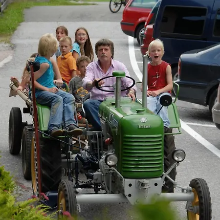 Hammerwirt - Forellenhof 3*